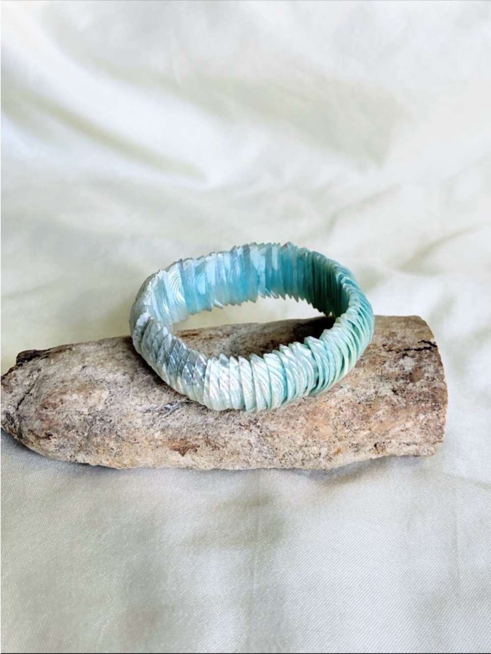 Handmade Light Blue Shell Stackable Bracelet - Picture 2 of 8
